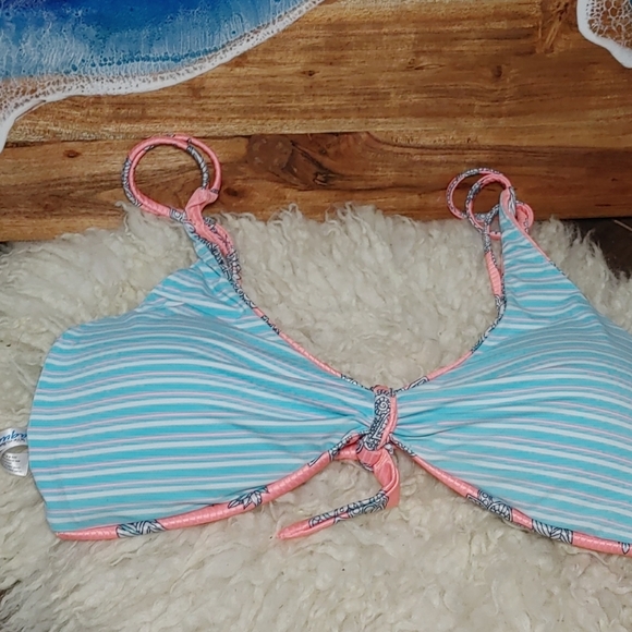 XL REVERSIBLE la Vie en Rose bikini top - Picture 2 of 5